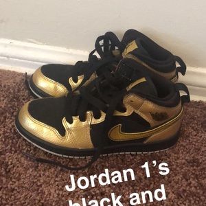 Kid jordan 1’s